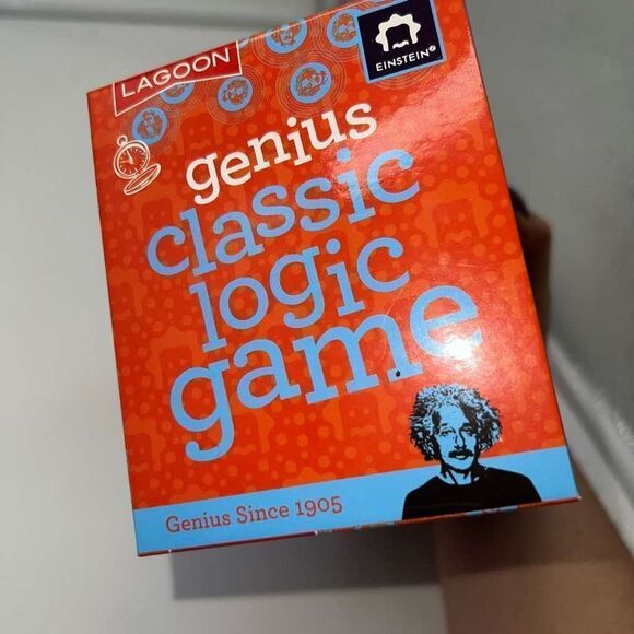 Lagoon Genius Classic Logic Game - Picture 6 of 6